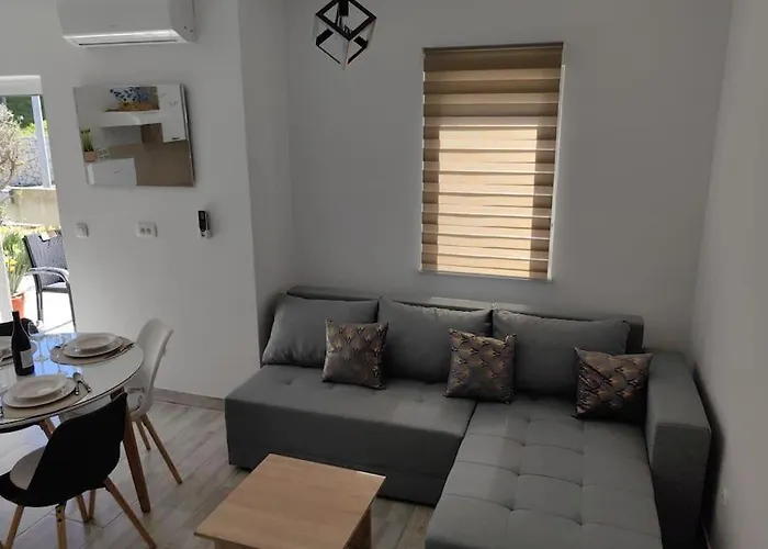 Apartament Marija, New 1bd With Free Parking *